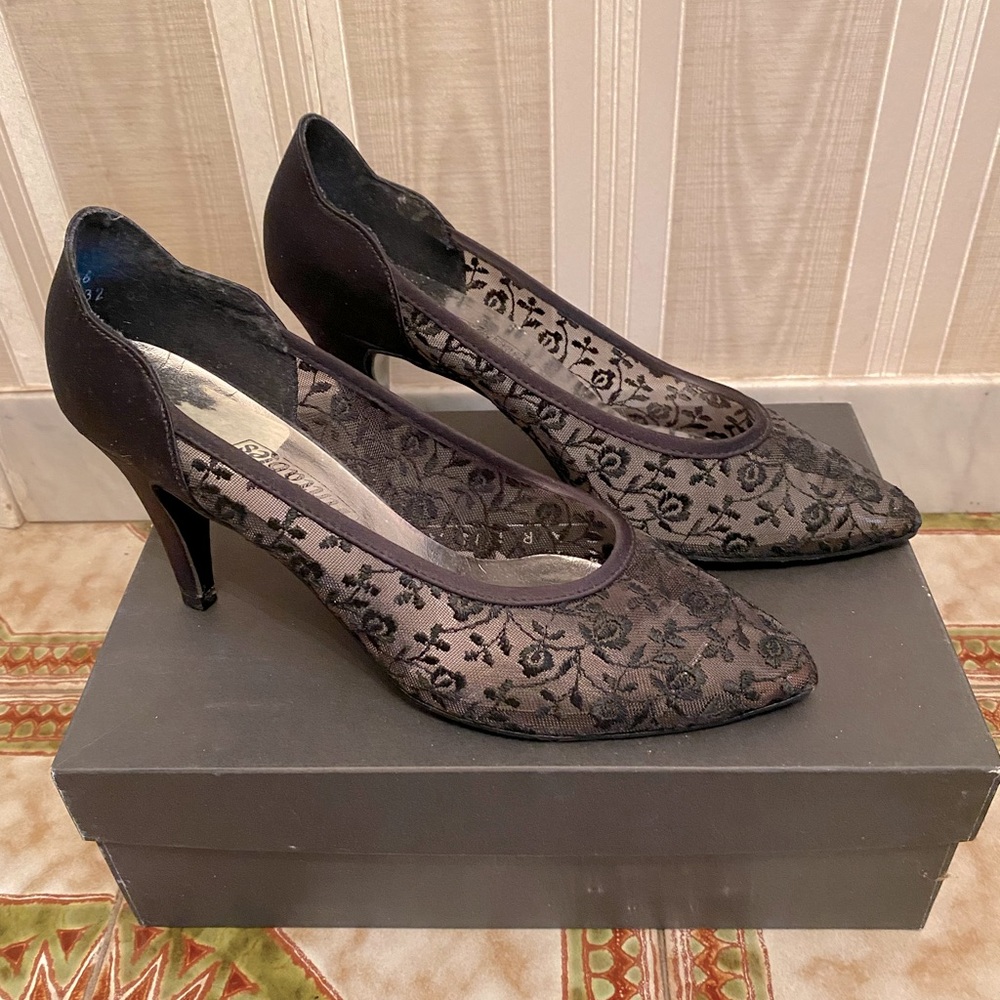 Vintage Tintables satin & lace kitten heels 8.5